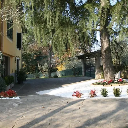 Frühstückspension La Stregatta 4*